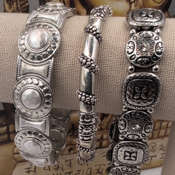 Silver Intricate Medallion and Filigree Stretch Bracelet Set - Picture 1 of 8
